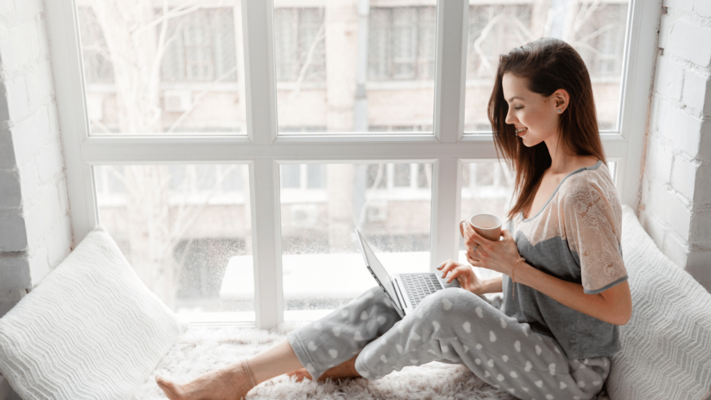 woman with laptop